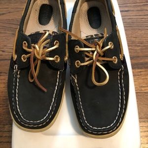 SPERRY boat shoes. Black w/ tan. sz 6.5